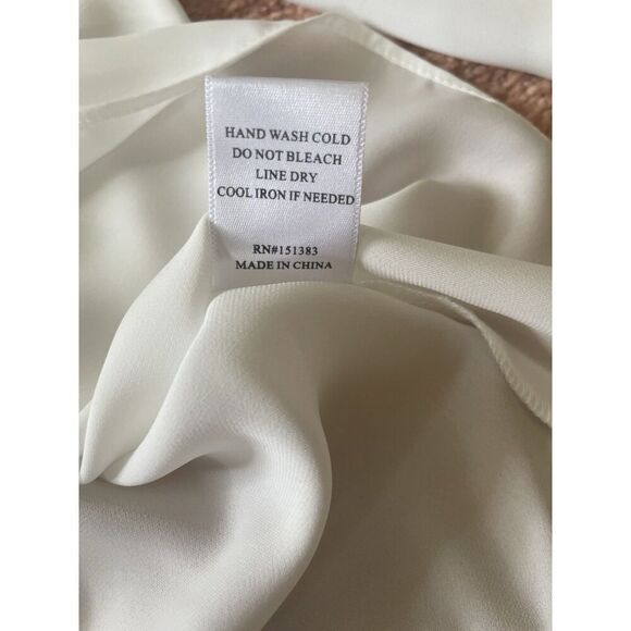 Current Air | Women’s Tops | White Blouse Puff Sleeves Lace Shoulder Size MP - Picture 5 of 9